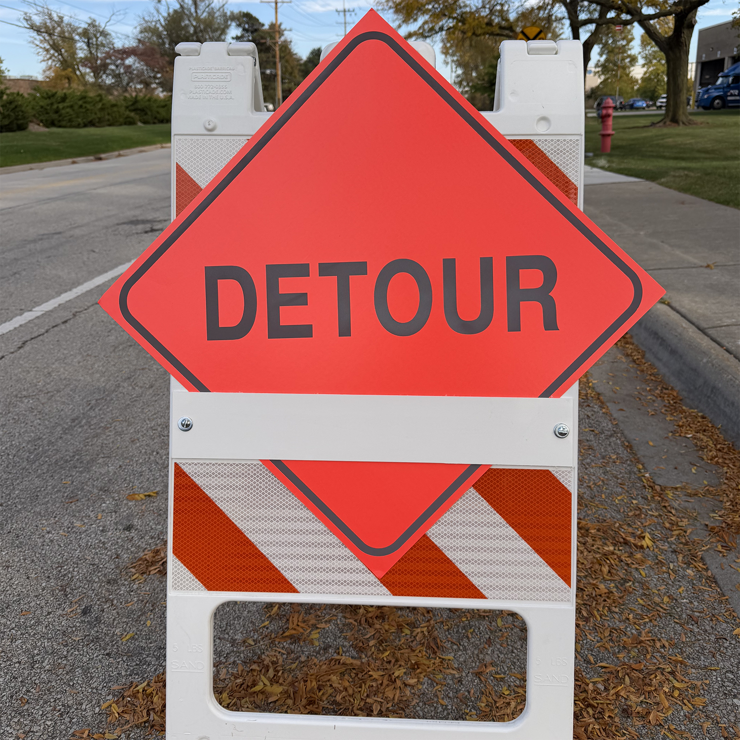 Reflective Water-Resistant DETOUR Sign