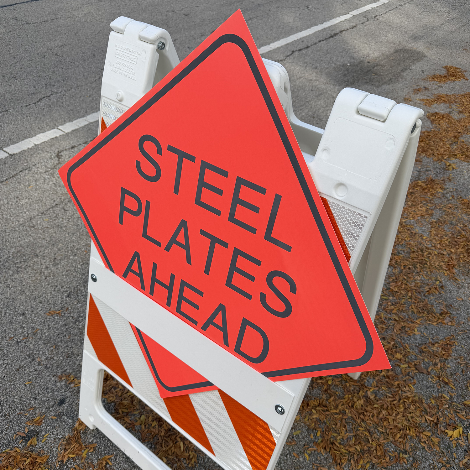 Reflective Water-Resistant STEEL PLATES AHEAD Sign