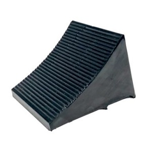 Medium 6" Wheel Chock, Black