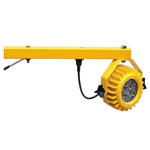 Heavy Duty Double-Strut Dock Light - Cast Aluminum
